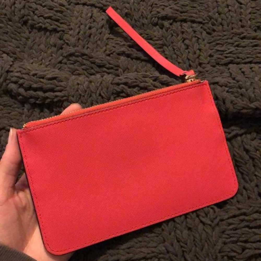 Kate Spade Wristlet - Picture 2 of 3